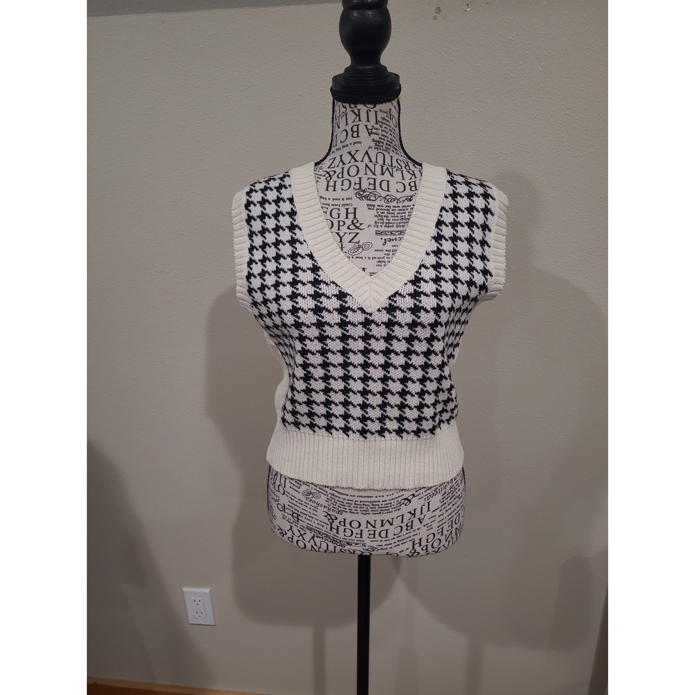 Say‎ What Sweater Vest black white houndstooth V neck Academia Preppy women SZ S